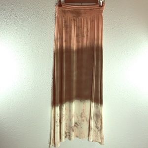 T Party Ankle Skirt Peach/Pink, Brown, Tan.